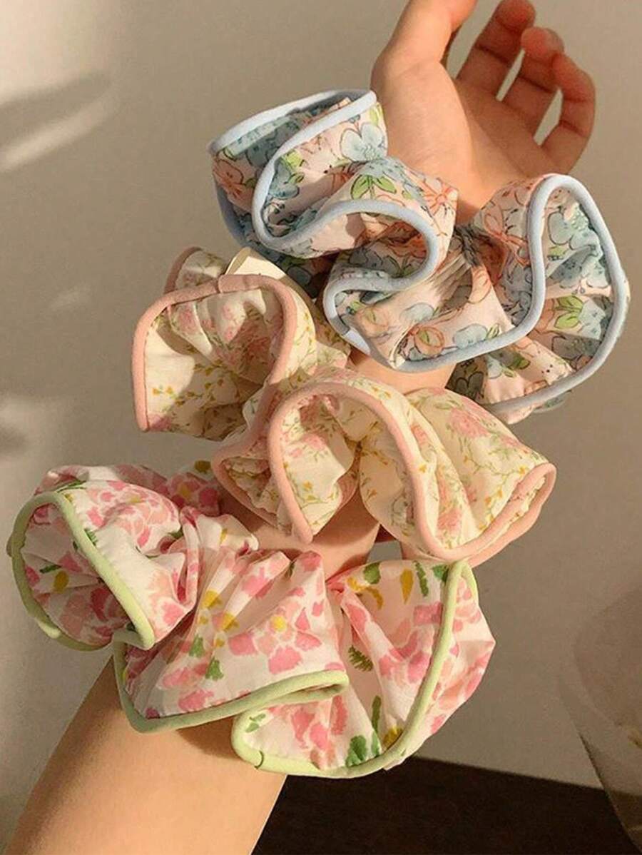 Floral Quilted Scrunchie Set